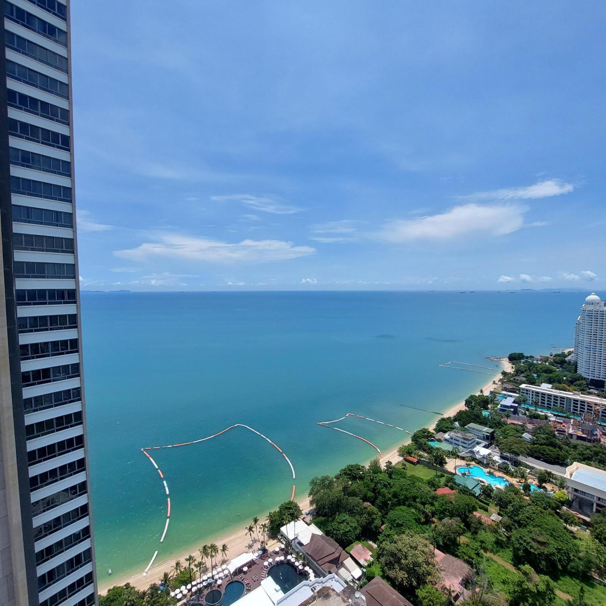 Sea View Apartment In Pattaya Exterior foto