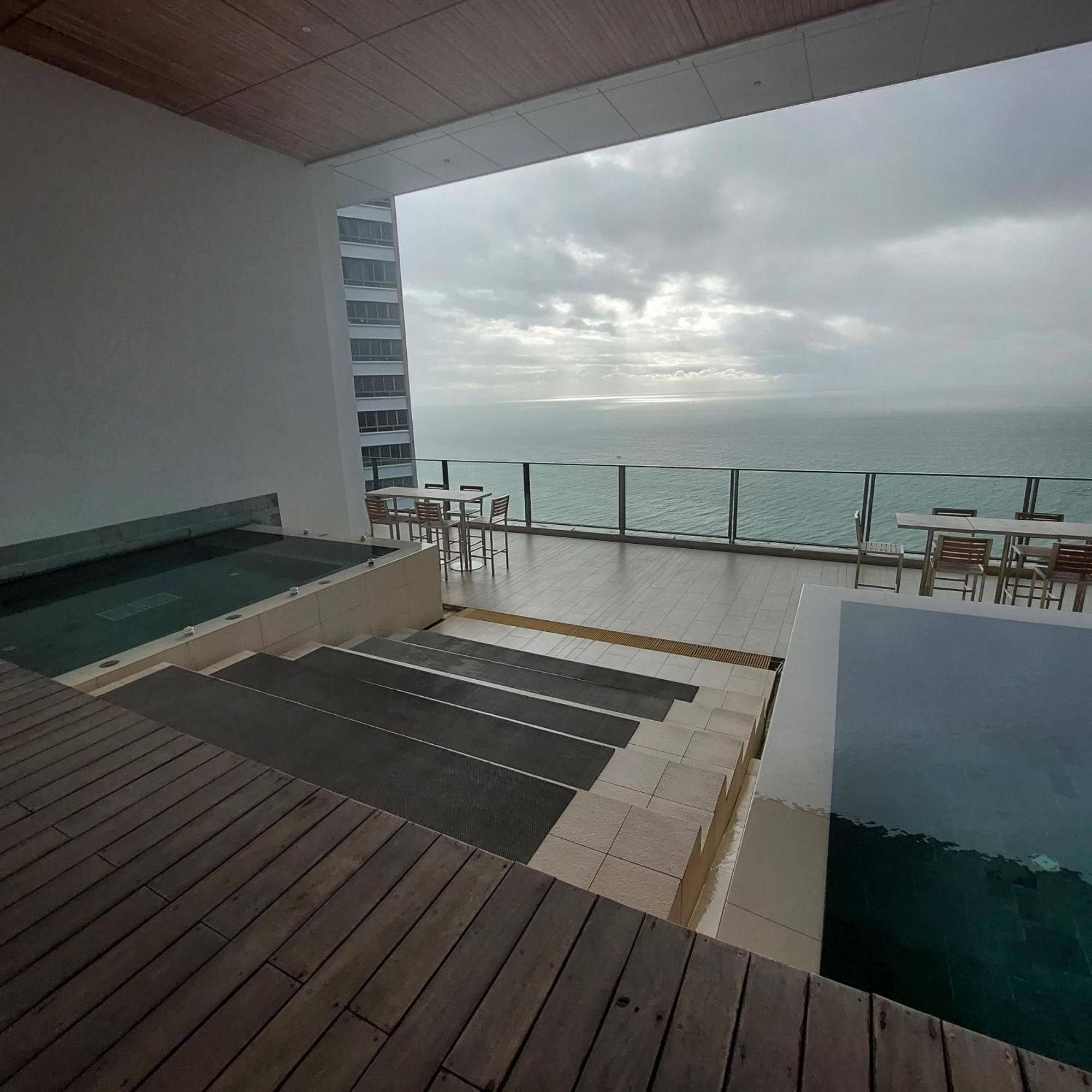 Sea View Apartment In Pattaya Exterior foto